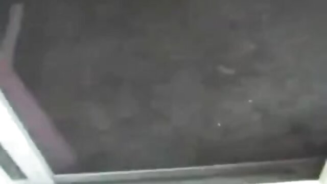 Najljubši :  Ljubezen se na prvem zmenku še nikoli ni poskušala spopasti Video posnetki 