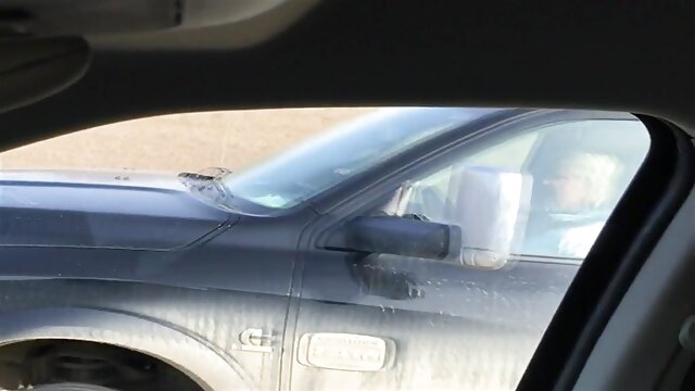 Najljubši :  Prilagodljiva latinska novinka z okroglo rit, lepo izvrtano v ozadju Video posnetki 