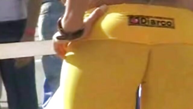 Najljubši :  Jebeš pred kamero pomaga elegantni kolumbijski piščanki popestriti dolgočasno življenje Video posnetki 