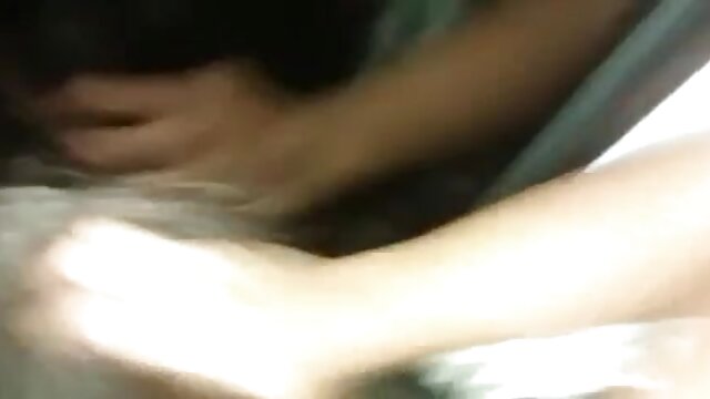 Najljubši :  Moški daje denar maserki in prosi, da mu da muco za humping Video posnetki 