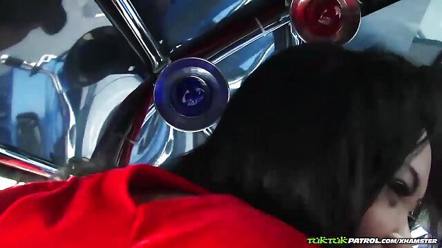 Najljubši :  Steamy chick daje vroče fafanje svojemu masažnemu terapevtu Video posnetki 