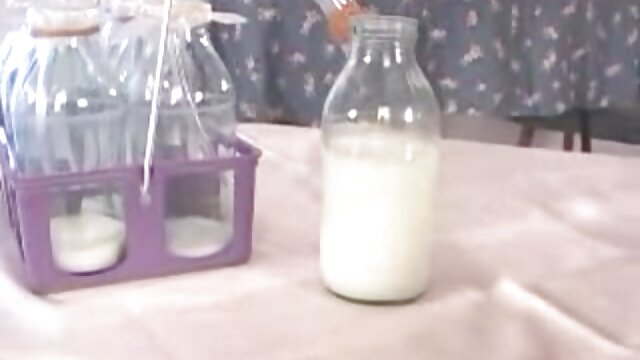 Najljubši :  Osebni pomočniki Bimbo zvarajo povešenega šefa v trojico Video posnetki 