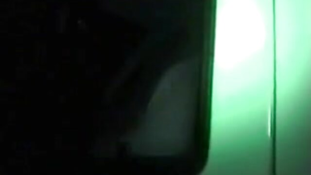 Najljubši :  Zakaj maserka ne more imeti burnega dvojčka z očimom Video posnetki 