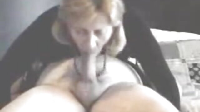 Najljubši :  Lajšanje stresa na fakulteti z vročo zabavo skupinskega seksa Video posnetki 