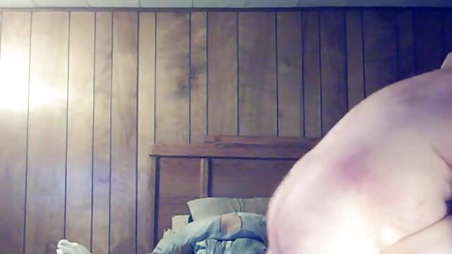 Najljubši :  Blondinka zrela hottie po imenu Milf Amy jaha na kurca mladeniča Video posnetki 