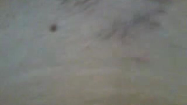 Najljubši :  Seksa lačne češke piščanke pijejo in se gole na študentski zabavi Video posnetki 