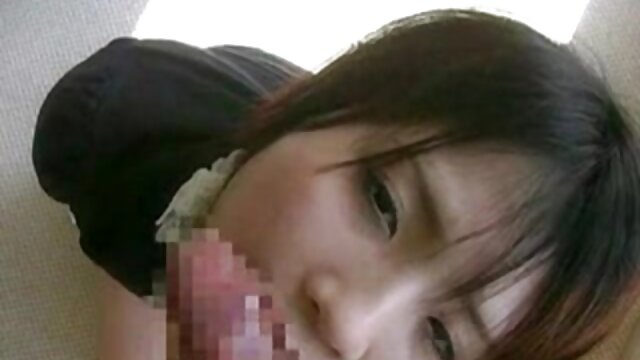 Najljubši :  Drobna evropska punca je pripravljena na slabo obnašanje v parku Video posnetki 