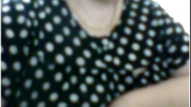 Najljubši :  Naravna pohota MILF šprica po velikem mladem tiču Video posnetki 