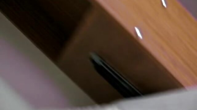 Najljubši :  Tri pohote šolarke se začnejo zabavati po prihodu domov Video posnetki 