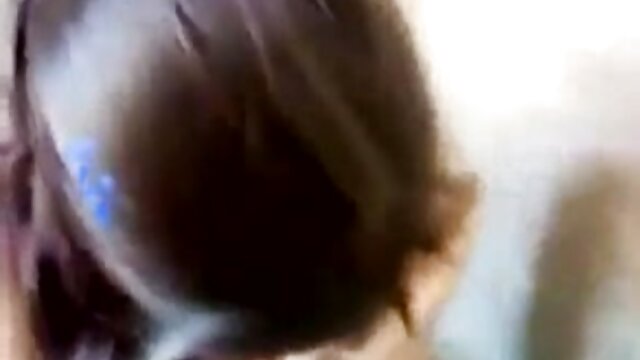 Najljubši :  Navdušujoča punčka uživa v tej veliki moškosti na mizi Video posnetki 