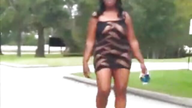 Najljubši :  Snemalni posnetek za pare se sprosti. Rjavolaska je nora! Video posnetki 