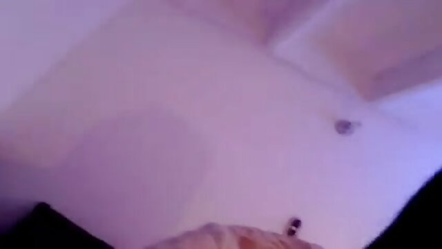 Najljubši :  Blondinka z velikimi ritami analno jaha dolgo mesno palico po jogi Video posnetki 