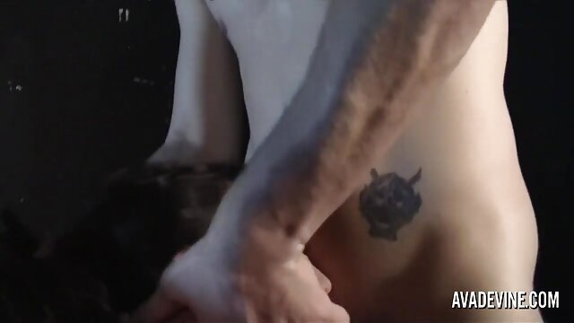 Najljubši :  Režiser noče snemati filma, hoče samo vrtati piko Video posnetki 