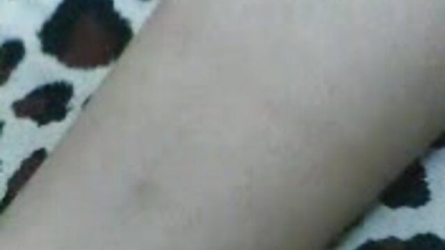 Najljubši :  Osupljiva blondinka faha, preden jo liže muco Video posnetki 