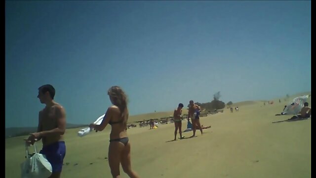 Najljubši :  Latina MILF ljubi jemati svojega tiča v vseh možnih položajih Video posnetki 