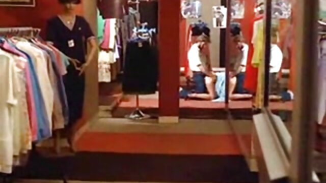 Najljubši :  Najstniška draga je šele pred kratkim začela seksati in se že ne more zadovoljiti Video posnetki 