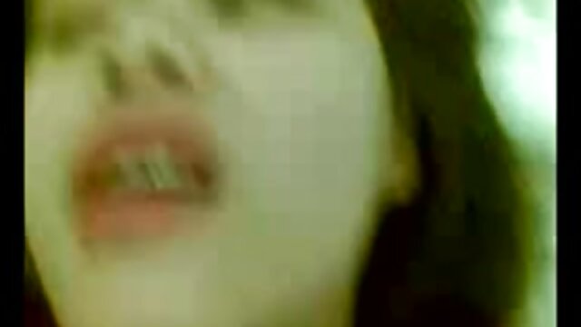 Najljubši :  Latina piščanec vzame tiča od zadaj, potem ko ga piha na kamero Video posnetki 