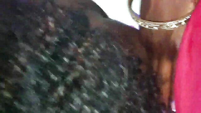 Najljubši :  Ekshibicionistični par ima saksofon na javnem mestu Video posnetki 