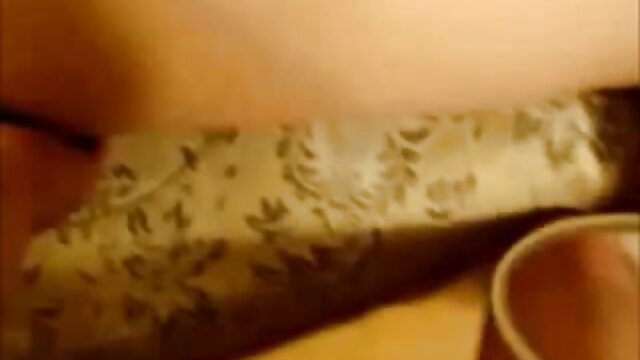 Najljubši :  Ženska ni želela najprej seksa, moški pa je dekle premislil Video posnetki 