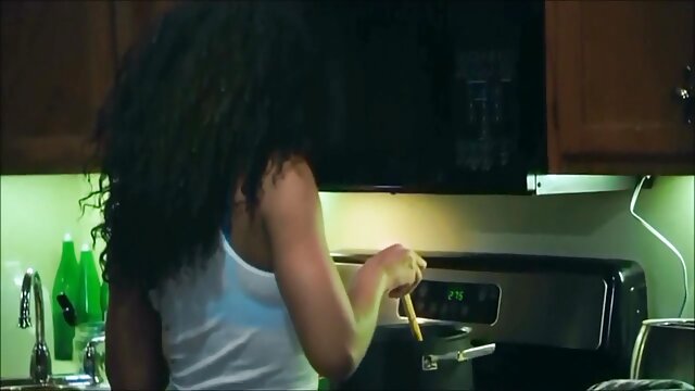 Najljubši :  Naključnega fanta, ki ga je pobral ljubek sexpot, ki je hotel vraga Video posnetki 