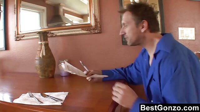 Najljubši :  Tri rjavolaske hotties v akciji lezbičnih seks igrač Video posnetki 