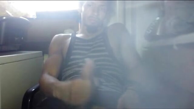 Najljubši :  Po lizanju te mokre muce jo pojebe od zadaj Video posnetki 