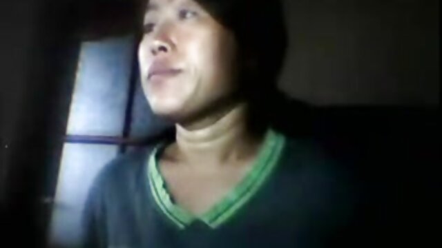 Najljubši :  Prijetno blondinko jebejo v grlo in vrtajo v kuhinji Video posnetki 