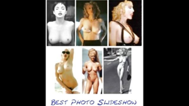 Najljubši :  Vitka blondinka se komaj stisne v svojega debelega tiča Video posnetki 