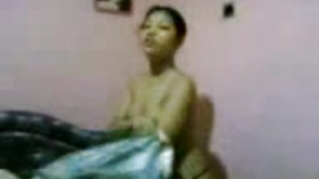 Najljubši :  Piščanec s preluknjano bradavico zaradi fuka pozabi na vročino Video posnetki 