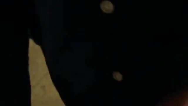 Najljubši :  Mlada pomočnica Brandi Love zajebava prsato blondinko v kuhinji Video posnetki 