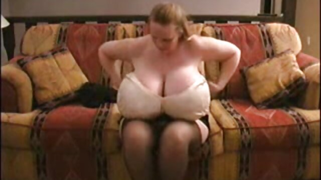 Najljubši :  Očarljiva češka najstniška manekenka Susan Ayn se zajebava v HD Video posnetki 