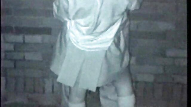 Najljubši :  Prikupno najstnico doma zajebe umazan dedek Video posnetki 