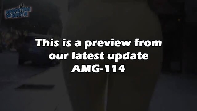 Najljubši :  Inštruktorica fitnesa je prekleta vroča rjavolaska puma Video posnetki 