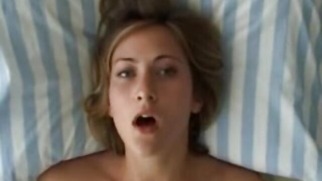 Najljubši :  Frida Sante uživa bradatega očka v svoji spalnici Video posnetki 