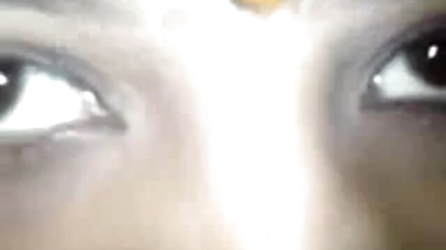 Najljubši :  Pastorek jebe svojo rdečelaso mačeho v kuhinji Video posnetki 