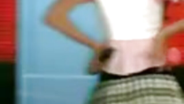 Najljubši :  Ukrivljena ebenovinasta kraljica Osa Lovely strastno jaha belega kurca Video posnetki 