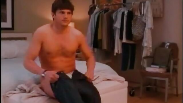 Najljubši :  Dve rjavolaski dami analno zajebe en žebljiček Video posnetki 