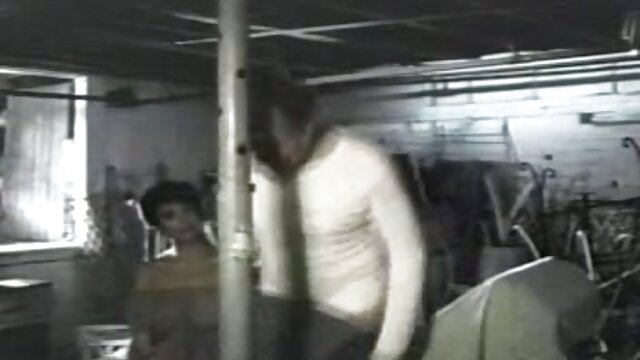 Najljubši :  Suha punca z živahnimi joški Carolina Abril je zajebana v visoki ločljivosti Video posnetki 