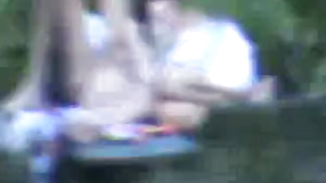 Najljubši :  Lepo japonsko dekle piha tiča, potem ko partner prsti dlakavo muco Video posnetki 