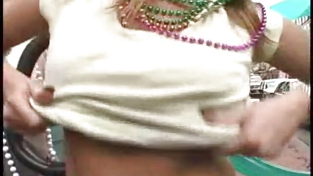 Najljubši :  Moški želi okusiti najstniški grm s svojo trdo jebeno palico Video posnetki 