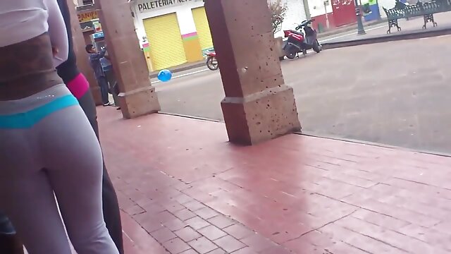 Najljubši :  Pogumni prijatelj zajebava zaobljeno GF, čeprav je njen strogi oče doma Video posnetki 