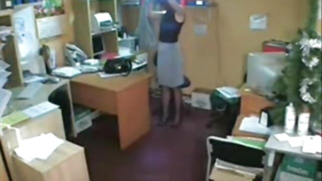 Najljubši :  Mladi par iz Rusije meni, da je kuhinja dober kraj za jebanje Video posnetki 