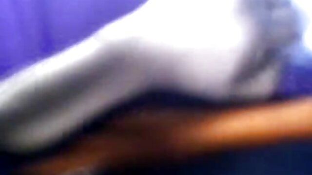 Najljubši :  Zdolgočasena češka gospodinja nima druge izbire, kot da prevara moža Video posnetki 