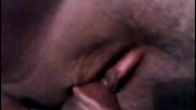 Najljubši :  Ljubka rjavolaska se počuti zelo navdušena nad to seksno avdicijo Video posnetki 