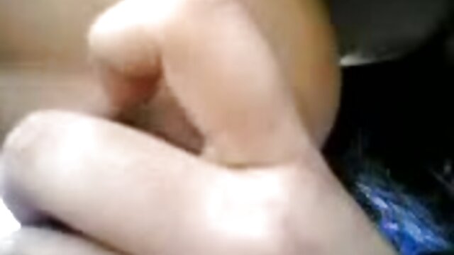 Najljubši :  Booty rjavolaska dekleta jahati petelini in jih sesati na tleh Video posnetki 