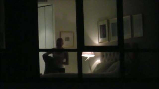 Najljubši :  Rjavolaska srčkanka je pawg, ki se rada močno zajebava Video posnetki 