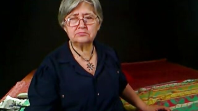 Najljubši :  Brunette cocksucker je jahanje, da velika in trda moškost Video posnetki 