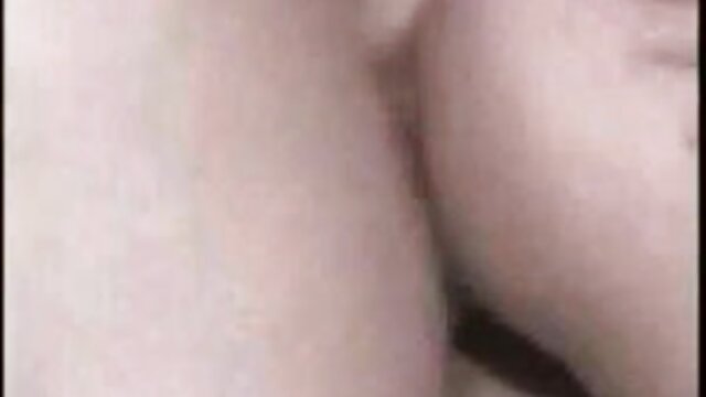 Najljubši :  Črna dama je v vročini in bo z veseljem udarila svojega belega partnerja Video posnetki 