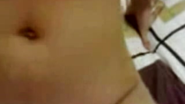 Najljubši :  Čudovito drobno najstnico opustoši hunky dude Video posnetki 