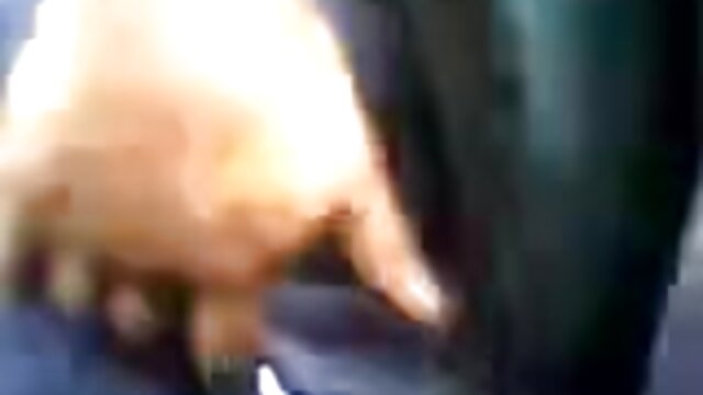 Najljubši :  Kratkolaso ​​rjavolasko dekle z velikimi prsi Dylana Ryderja zabijejo Video posnetki 